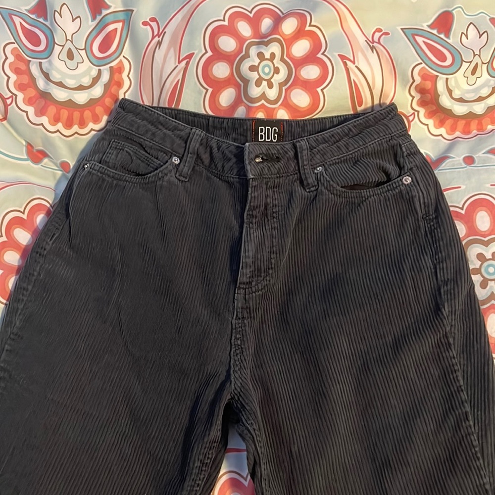 Urban Outfitters BDG Black High-Rise Mom jeans Corduroy size: 25
